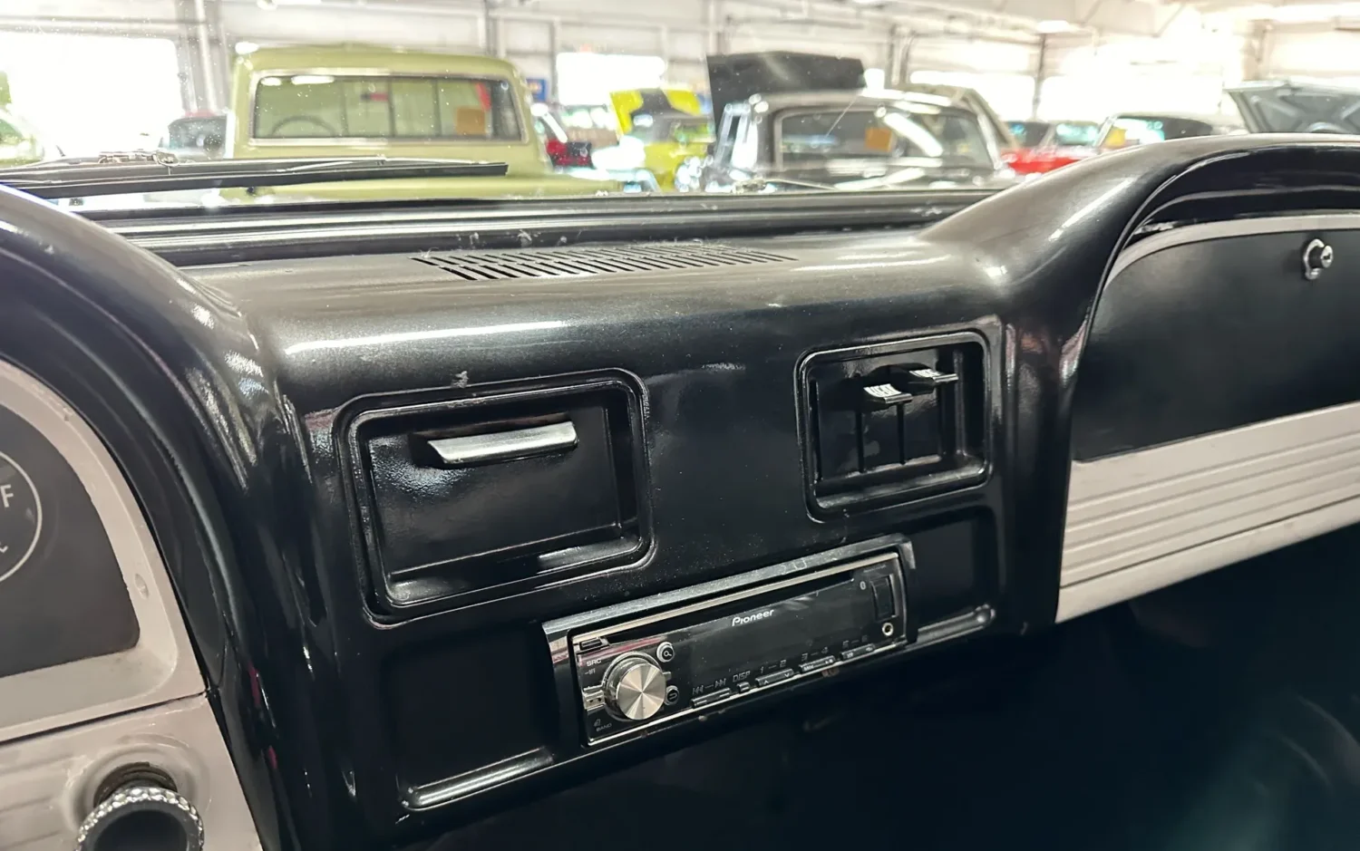 1962-chevrolet-c10 (15)