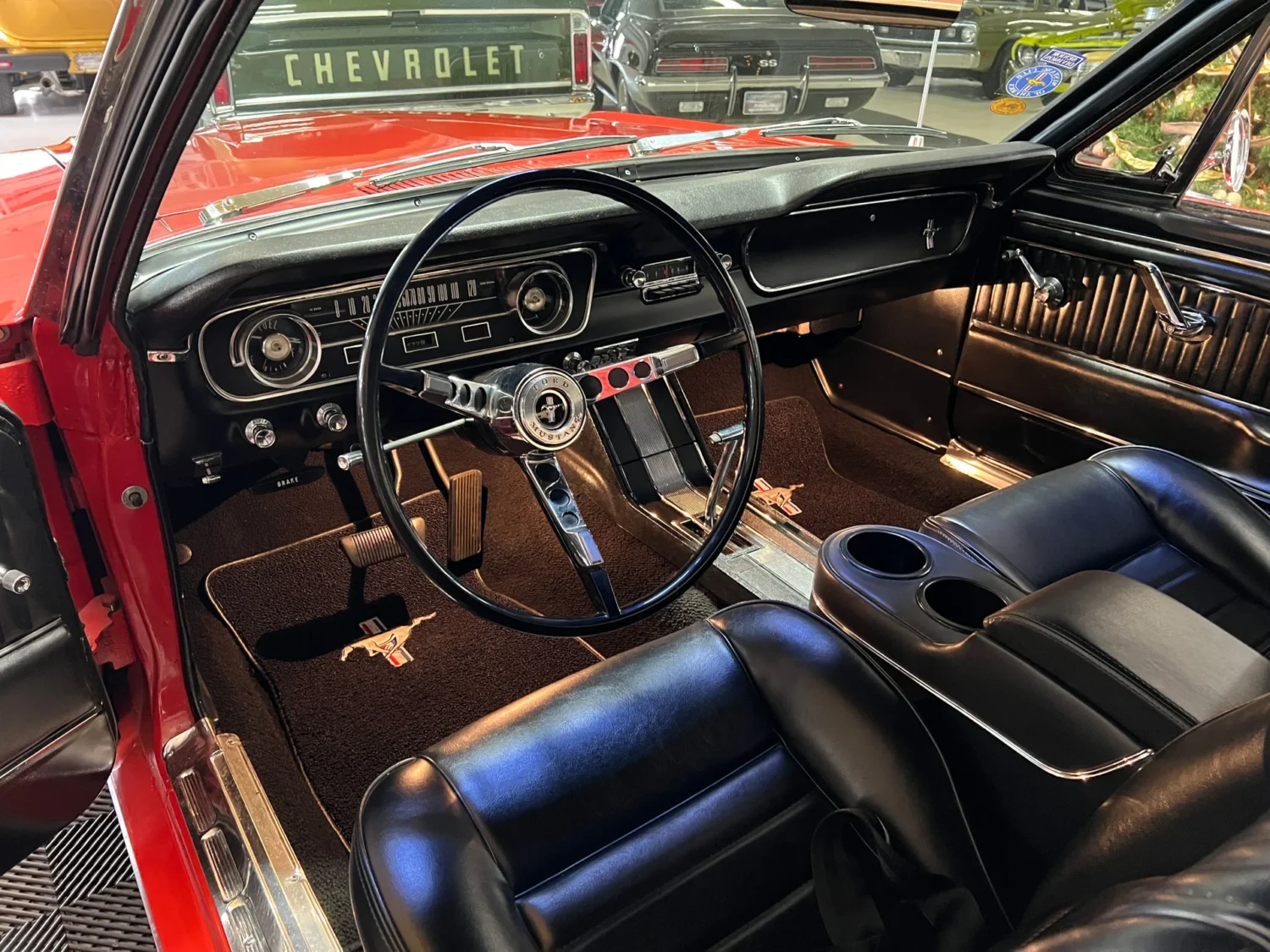 1965-ford-mustang (47)