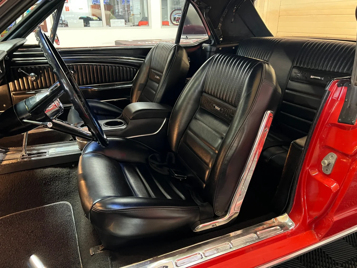 1965-ford-mustang (48)