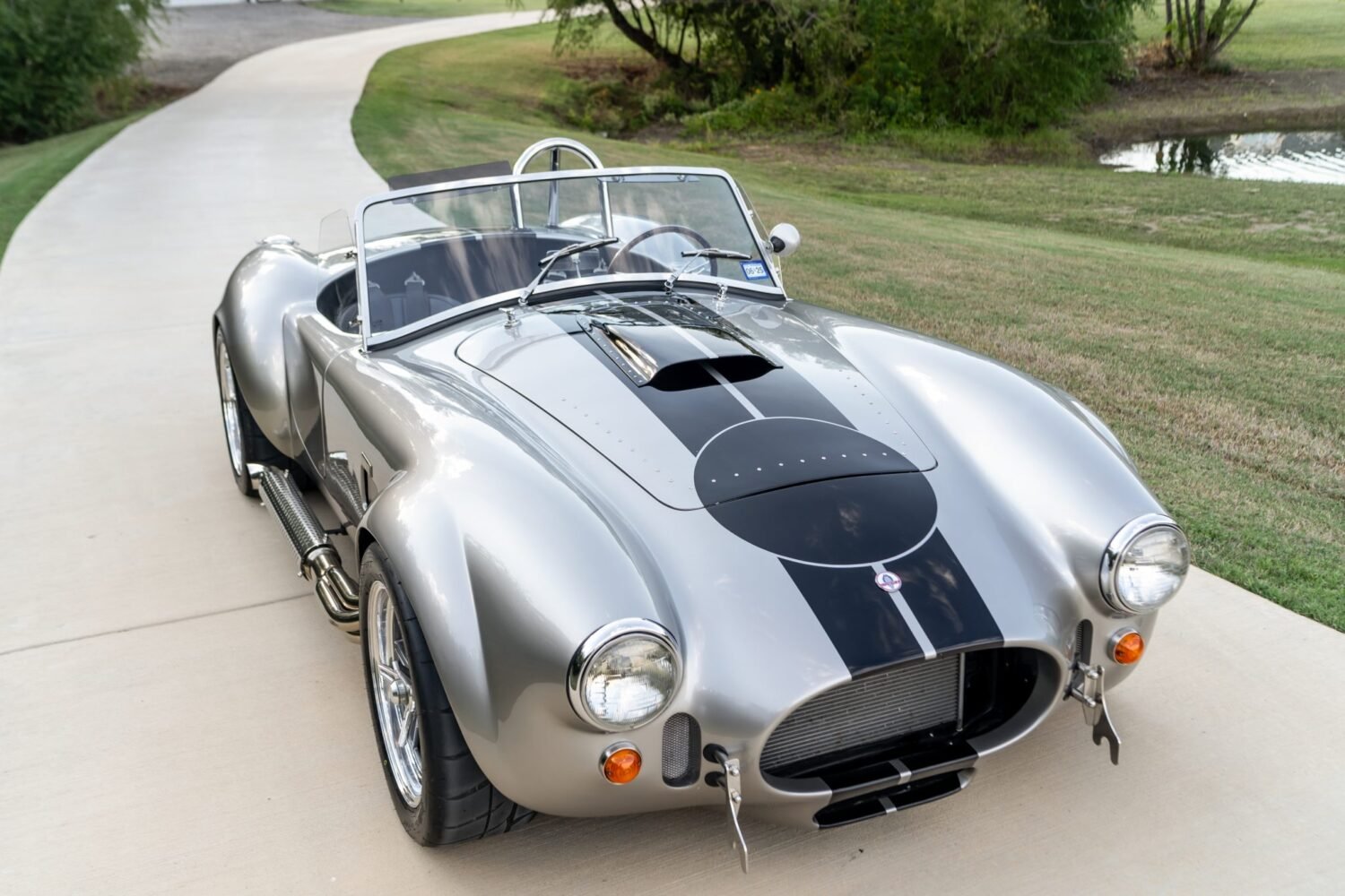 1965_shelby_cobra-replica_1965_shelby_cobra-replica_c530a5ea-9aa9-40c7-9f55-bf750c8b9c03-x2FBmu-88032-88033-scaled
