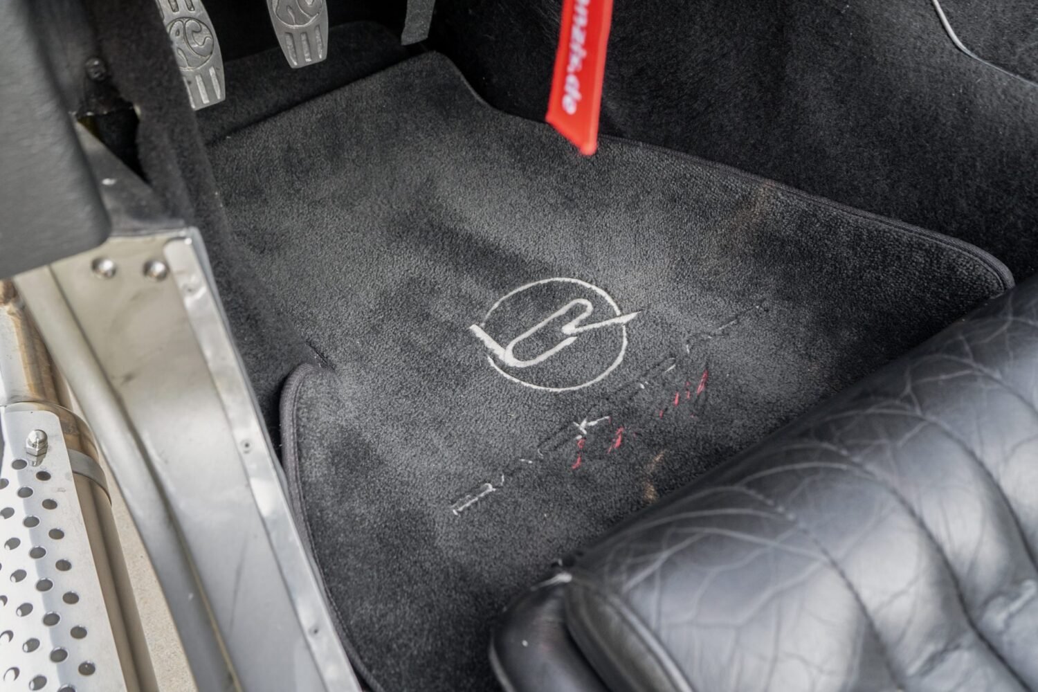 1965_shelby_cobra-replica_1965_shelby_cobra-replica_dfd6099c-2403-4f23-a9a6-de73edc56bfb-baDWwA-88312-88313-scaled