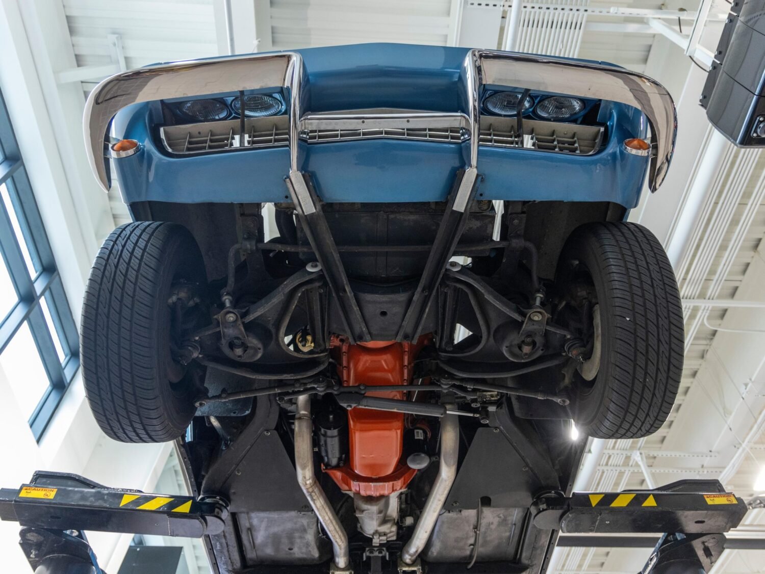 1966_chevrolet_corvette-convertible_U4A9382-58276-scaled