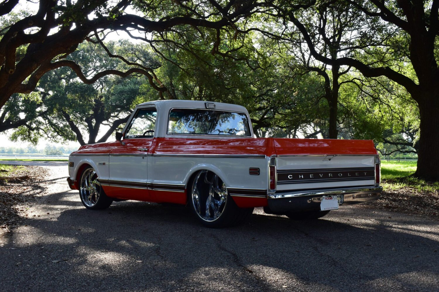 1972_chevrolet_c10-pickup_B0B56550-812F-477F-A254-B653ECF99F82-89950-scaled